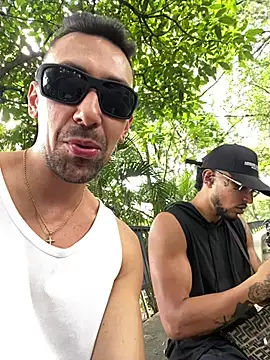 Snapshot of dantedesirexx chatting on February 27, 2026, 6:41 pm dantedesirexx online show from February 27, 2026, 6:41 pm