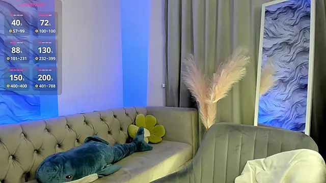 Snapshot of Esme_Runn chatting on November 10, 2025, 3:33 am Esme Runn online show from November 10, 2025, 3:33 am