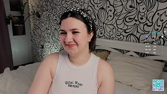 ZaraCrumpton online show from February 11, 2025, 11:09 am