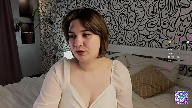 ZaraCrumpton online show from February 6, 2025, 11:09 am