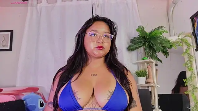 Snapshot of alaia_03 chatting on June 5, 2026, 4:28 am alaia 03 online show from June 5, 2026, 4:28 am
