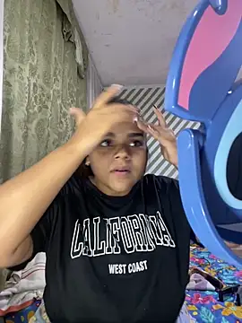 Evabigass online show from February 20, 2026, 5:37 pm