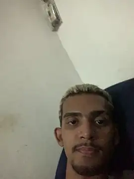 moreninhoP online show from January 3, 2025, 4:11 am