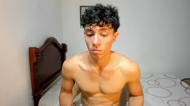 enzo sloran online show from September 11, 2025, 4:18 pm