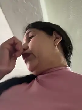 Snapshot of siri_duque chatting on November 29, 2025, 1:33 pm siri duque online show from November 29, 2025, 1:33 pm