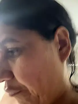 Snapshot of siri_duque chatting on November 20, 2025, 1:06 am siri duque online show from November 20, 2025, 1:06 am