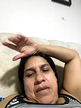 Snapshot of siri_duque chatting on October 9, 2025, 10:43 pm siri duque online show from October 9, 2025, 10:43 pm