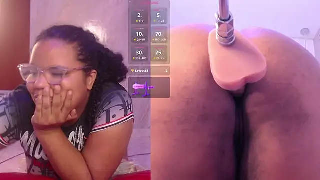 Snapshot of MhiaRey chatting on November 4, 2025, 2:10 pm MhiaRey online show from November 4, 2025, 2:10 pm