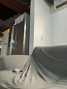 Leo bunny hot online show from December 19, 2025, 8:44 pm