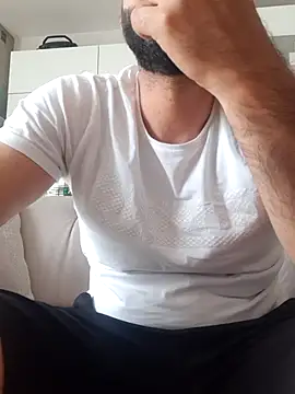 Snapshot of krzantem3454 chatting on June 22, 2026, 6:43 am krzantem3454 online show from June 22, 2026, 6:43 am