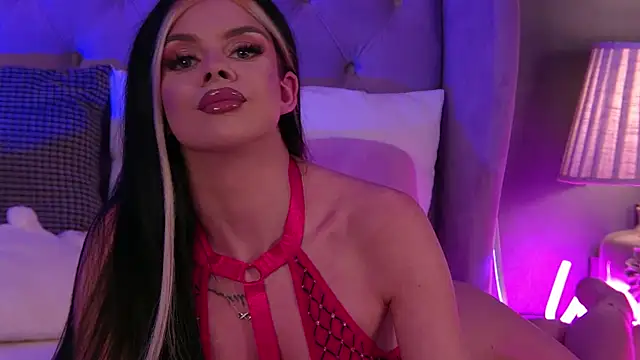 Snapshot of IvyRaven chatting on November 3, 2025, 6:44 pm IvyRaven online show from November 3, 2025, 6:44 pm