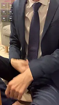 kimkim123123 online show from March 6, 2026, 11:05 am