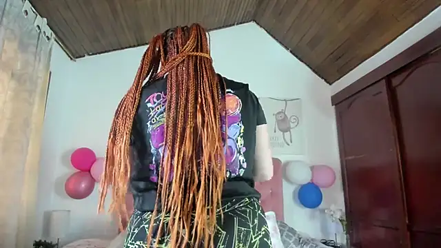 CelessteRedds online show from September 24, 2025, 11:17 am