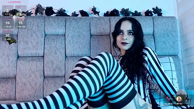 Alice noir online show from November 6, 2025, 10:25 pm