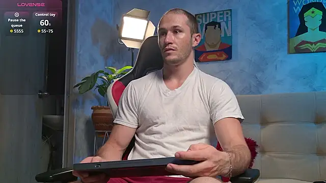 Snapshot of AxelFairchaild chatting on February 7, 2026, 1:08 pm AxelFairchaild online show from February 7, 2026, 1:08 pm