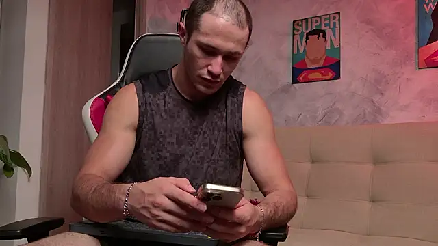 Snapshot of AxelFairchaild chatting on February 18, 2026, 1:18 pm AxelFairchaild online show from February 18, 2026, 1:18 pm