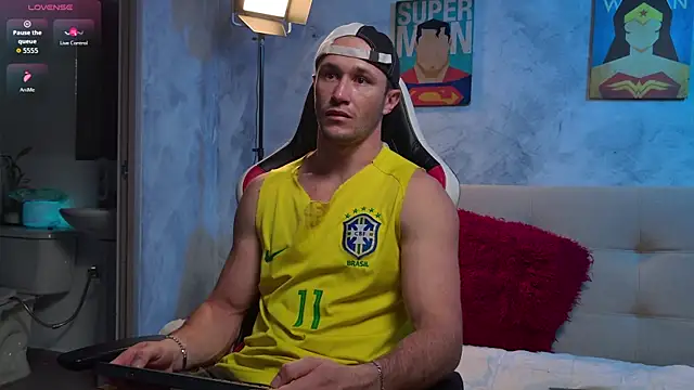 Snapshot of AxelFairchaild chatting on January 8, 2026, 1:06 pm AxelFairchaild online show from January 8, 2026, 1:06 pm