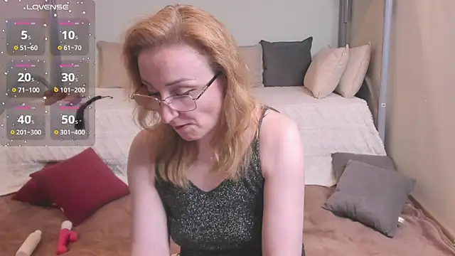 MadissonKiss online show from April 23, 2026, 1:57 pm