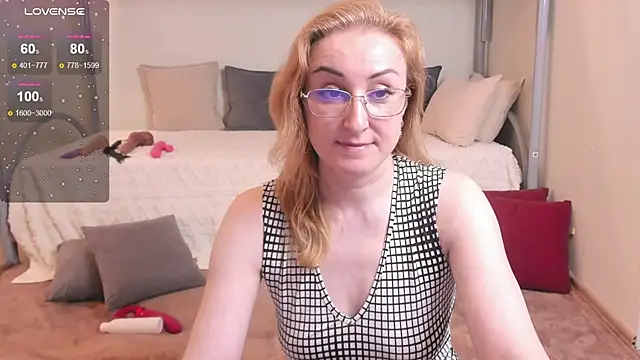 MadissonKiss online show from April 20, 2026, 6:16 am