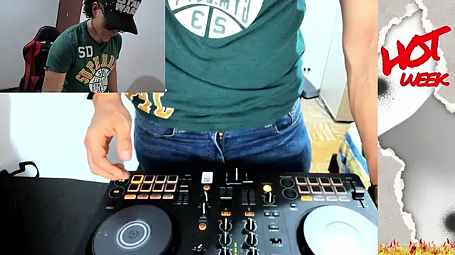 Snapshot of Calihotcaliente277 chatting on November 11, 2025, 10:10 am Calihotcaliente277 online show from November 11, 2025, 10:10 am