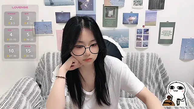 Snapshot of LiLiYbaby chatting on June 9, 2026, 6:58 am LiLiYbaby online show from June 9, 2026, 6:58 am