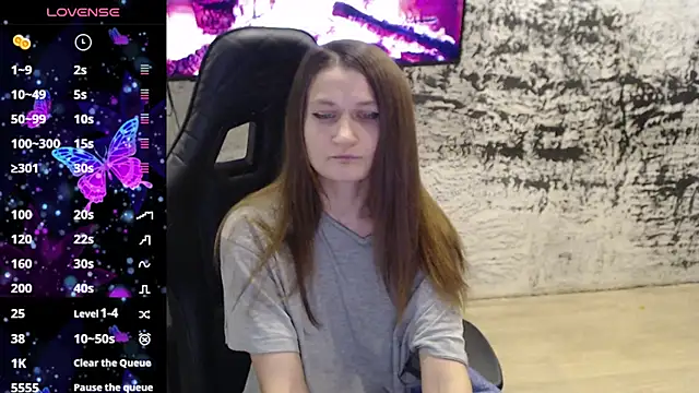 PamelaYoun online show from January 6, 2026, 11:31 pm