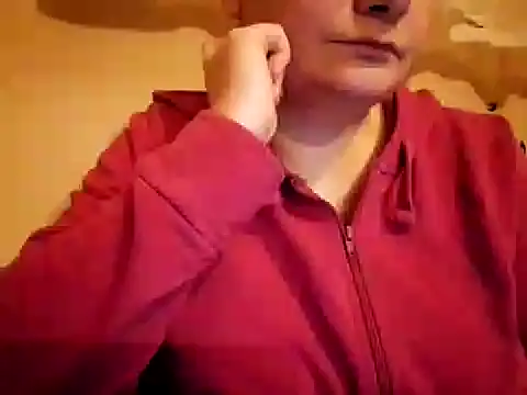 AalinnaK online show from December 2, 2024, 3:42 pm