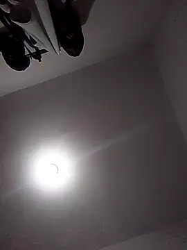 alvaroenriqe23 online show from March 28, 2026, 3:02 pm