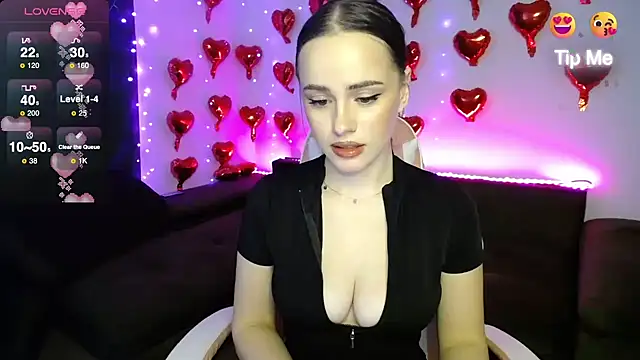 Snapshot of Emillias chatting on March 15, 2025, 2:45 pm Emillias online show from March 15, 2025, 2:45 pm