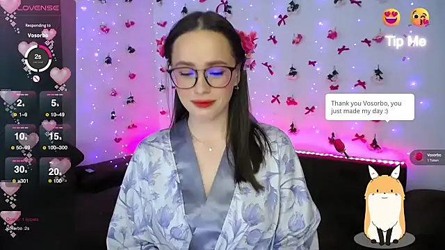 Snapshot of Emillias chatting on March 19, 2025, 2:35 pm Emillias online show from March 19, 2025, 2:35 pm