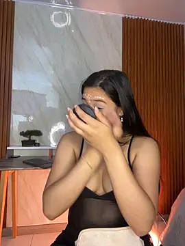 Snapshot of floriamANDjazmin chatting on October 7, 2025, 3:07 am floriamANDjazmin online show from October 7, 2025, 3:07 am