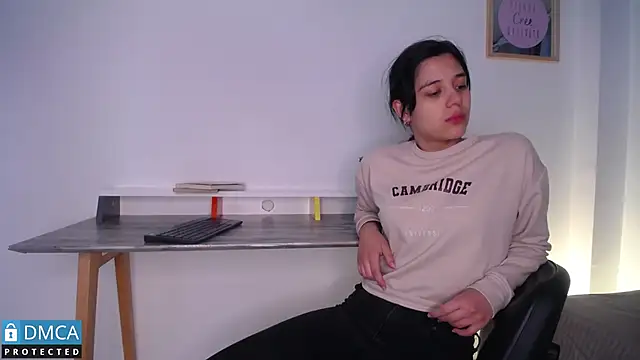 Snapshot of floriamANDjazmin chatting on February 26, 2025, 3:03 am floriamANDjazmin online show from February 26, 2025, 3:03 am