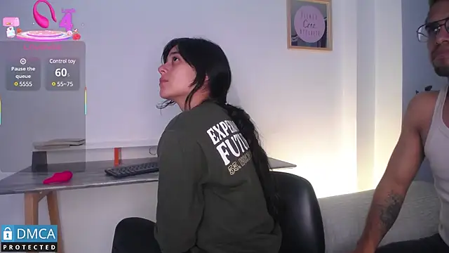 Snapshot of floriamANDjazmin chatting on March 20, 2025, 3:13 am floriamANDjazmin online show from March 20, 2025, 3:13 am