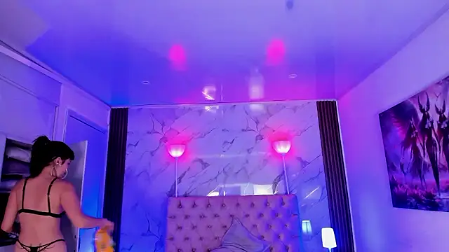 AuroraDiaz online show from January 13, 2026, 8:35 pm