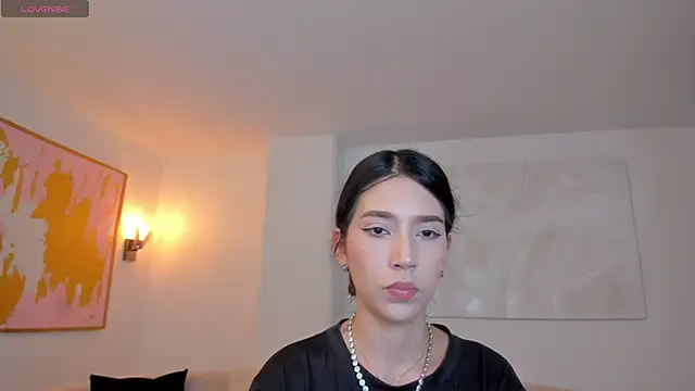 TaraLawrence online show from February 24, 2026, 3:29 am