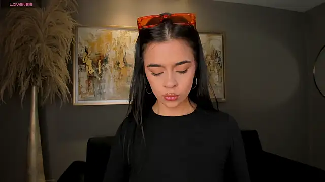 Snapshot of AlanaCraft chatting on September 10, 2025, 12:15 pm AlanaCraft online show from September 10, 2025, 12:15 pm