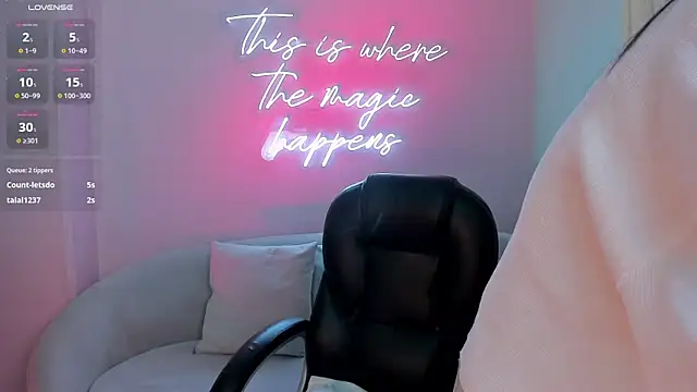 Snapshot of AlanaCraft chatting on September 20, 2025, 11:59 am AlanaCraft online show from September 20, 2025, 11:59 am