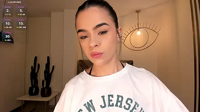 Snapshot of AlanaCraft chatting on September 23, 2025, 11:50 am AlanaCraft online show from September 23, 2025, 11:50 am