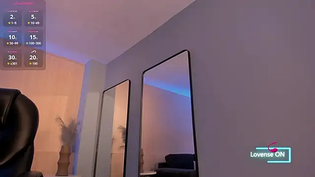 MaddisonLowe online show from December 20, 2025, 4:15 am