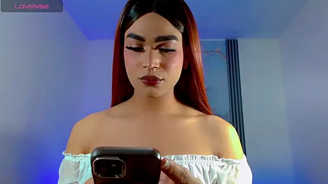 Snapshot of Hellen_moons__ chatting on March 18, 2025, 7:22 pm Hellen moons online show from March 18, 2025, 7:22 pm