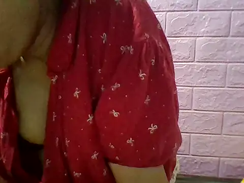 Mimi18x online show from June 6, 2026, 3:06 pm