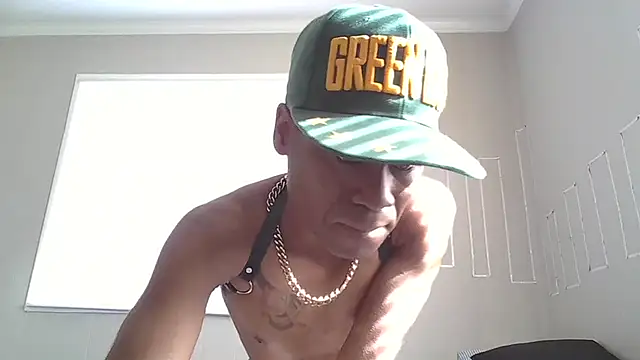 PETER-RABIT online show from December 14, 2024, 5:47 pm