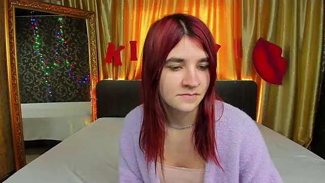  Polly Love  online show from February 13, 2025, 1:05 pm