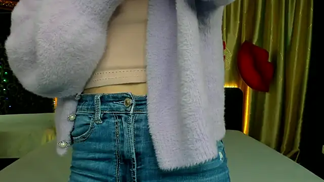  Polly Love  online show from February 19, 2025, 7:28 am