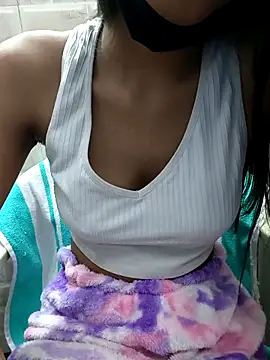 Snapshot of Aradhna_cute chatting on February 17, 2025, 7:04 am Aradhna cute online show from February 17, 2025, 7:04 am