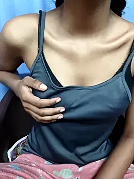 Snapshot of Aradhna_cute chatting on March 11, 2025, 1:59 am Aradhna cute online show from March 11, 2025, 1:59 am