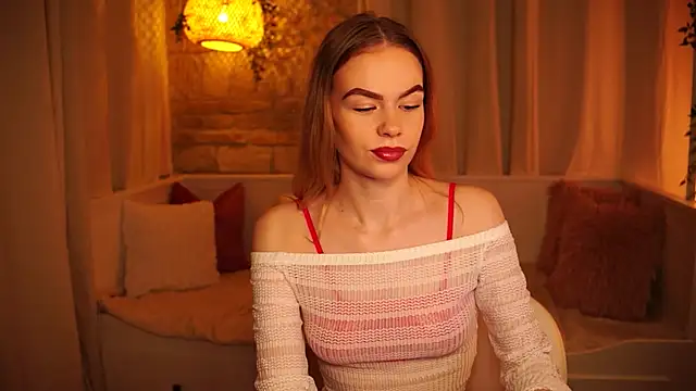 Snapshot of sn0w_barbie chatting on January 28, 2025, 8:25 am sn0w barbie online show from January 28, 2025, 8:25 am