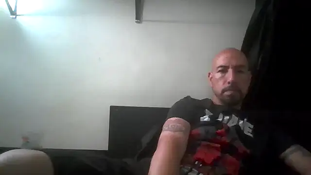 Snapshot of nakedtony81 chatting on March 13, 2026, 9:58 am nakedtony81 online show from March 13, 2026, 9:58 am