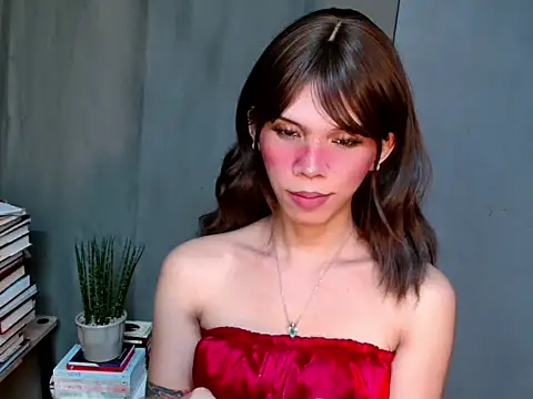 gossipgirlxx online show from May 30, 2026, 3:39 pm