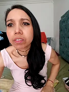 KimPielCanela online show from March 15, 2025, 3:37 pm